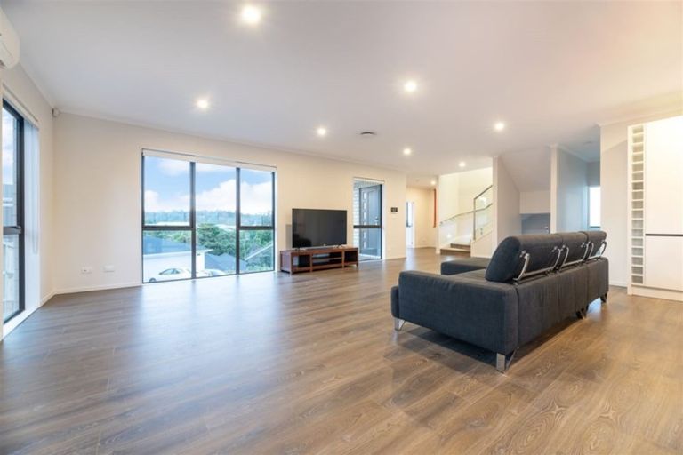 Photo of property in 23 Korihi Drive, Swanson, Auckland, 0614