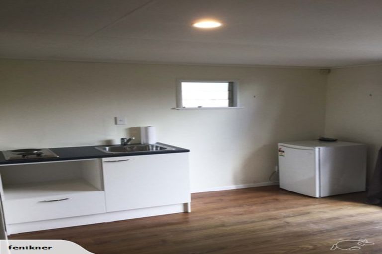 Photo of property in 3/138 Rangatira Road, Beach Haven, Auckland, 0626