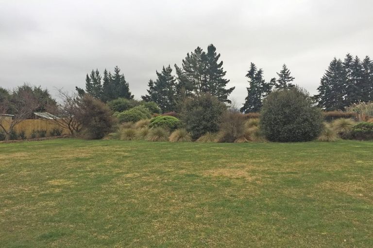 Photo of property in 812 Kane Road, Hawea Flat, Wanaka, 9382