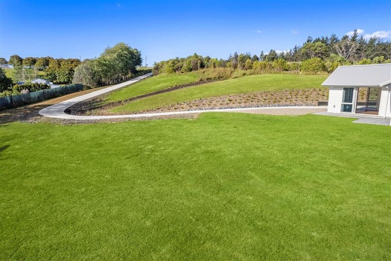 Photo of property in 409 Old North Road, Kumeu, 0892