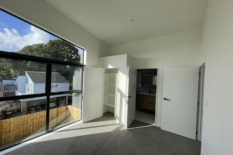 Photo of property in 8 Rangimarie Close, Opaheke, Papakura, 2113