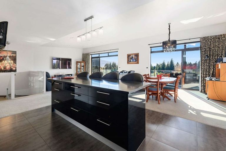 Photo of property in 15 Simmonds Crescent, Springfield, Rotorua, 3015