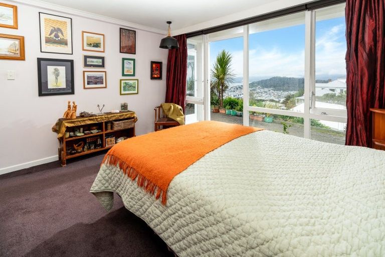 Photo of property in Harbour View Apartments, 147 Ohiro Road, Brooklyn, Wellington, 6021