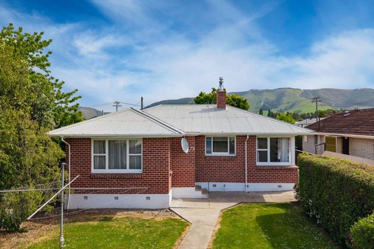 Photo of property in 2 Grace Street, Waimate, 7924