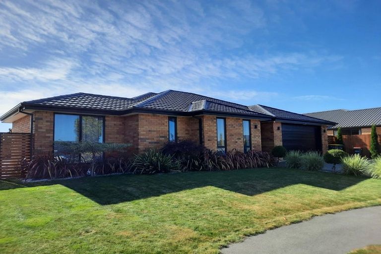 Photo of property in 43 Shadbolt Lane, Rolleston, 7614