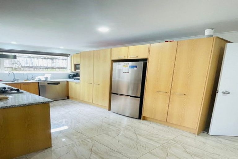 Photo of property in 14 Clomell Drive, Flat Bush, Auckland, 2019