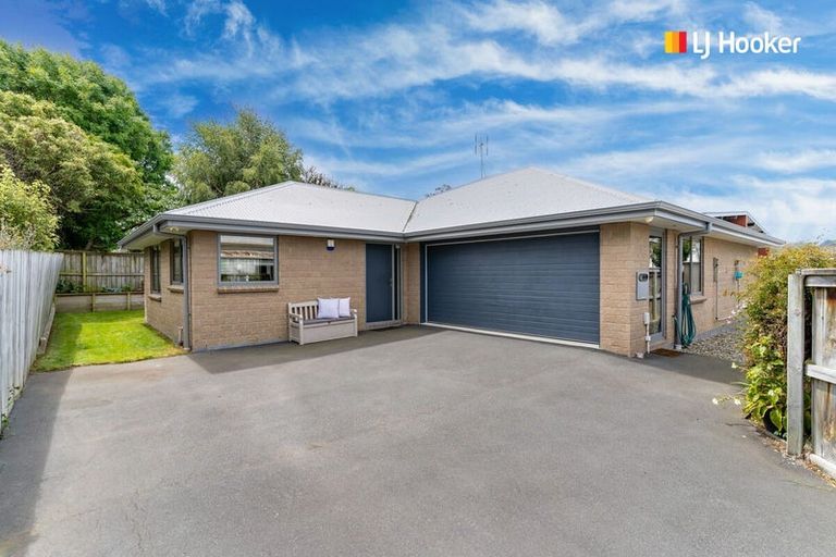 Photo of property in 77 Musselburgh Rise, Musselburgh, Dunedin, 9013