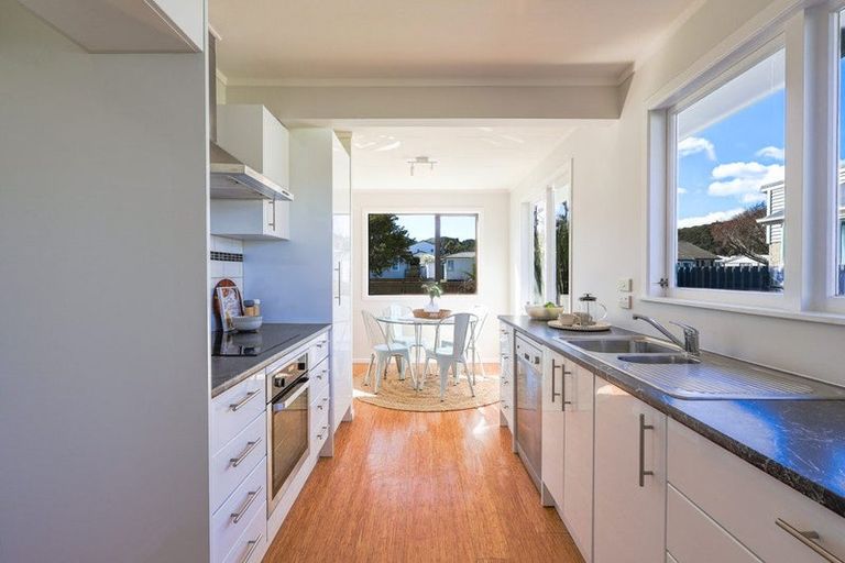 Photo of property in 7 Karamea Grove, Wainuiomata, Lower Hutt, 5014