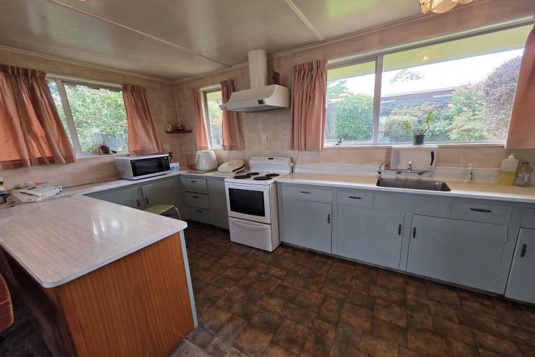 Photo of property in 17 Awamoa Road, South Hill, Oamaru, 9400