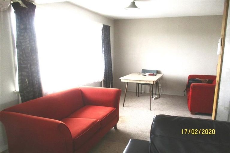 Photo of property in 92 Frensham Crescent, Woolston, Christchurch, 8062