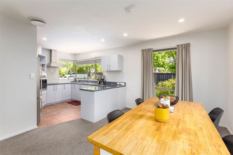 Photo of property in 1/69 Bowenvale Avenue, Cashmere, Christchurch, 8022