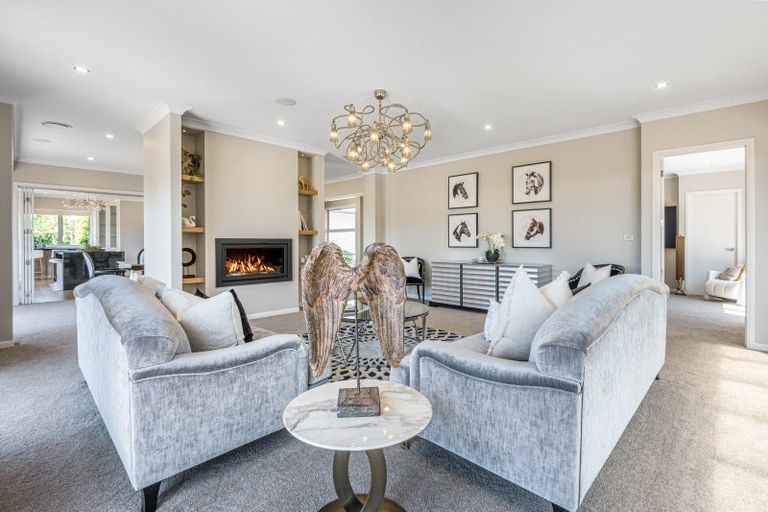 Photo of property in 28 Clifton Road, Whitford, Howick, 2571