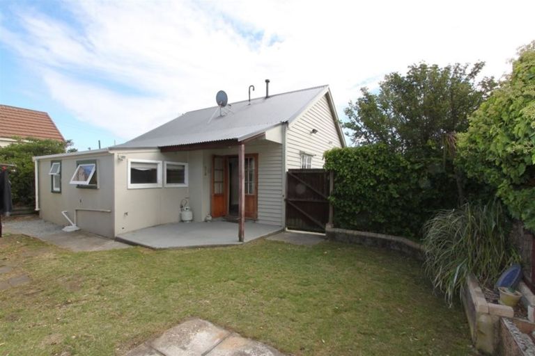 Photo of property in 25 Hood Street, New Brighton, Christchurch, 8061