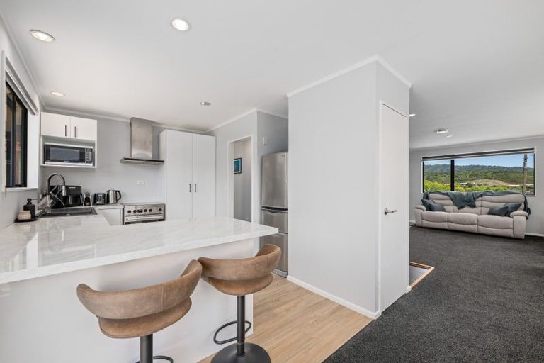 Photo of property in 17 Boons Valley Road, Waikawa, Picton, 7220