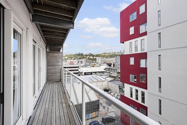 Photo of property in The Peak Apartments, 803/170 Taranaki Street, Te Aro, Wellington, 6011