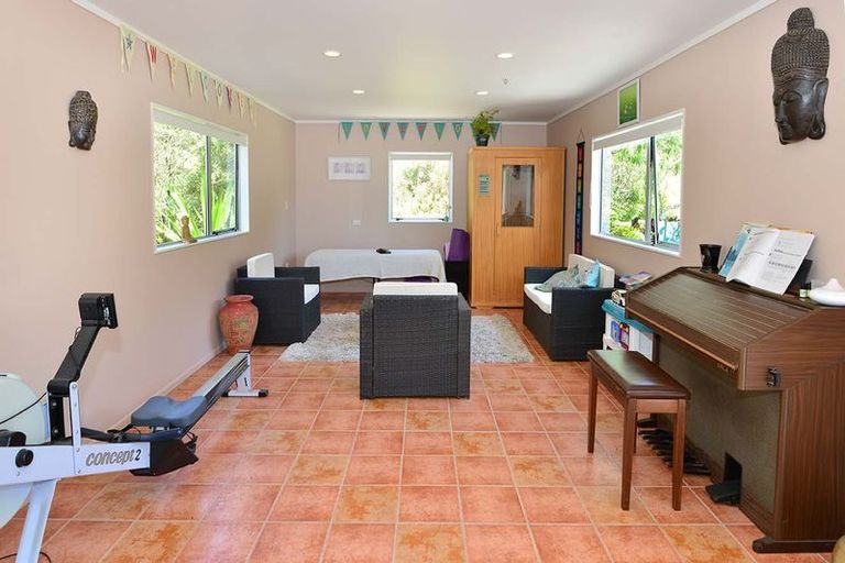 Photo of property in 638 Kanohi Road, Kaukapakapa, 0873