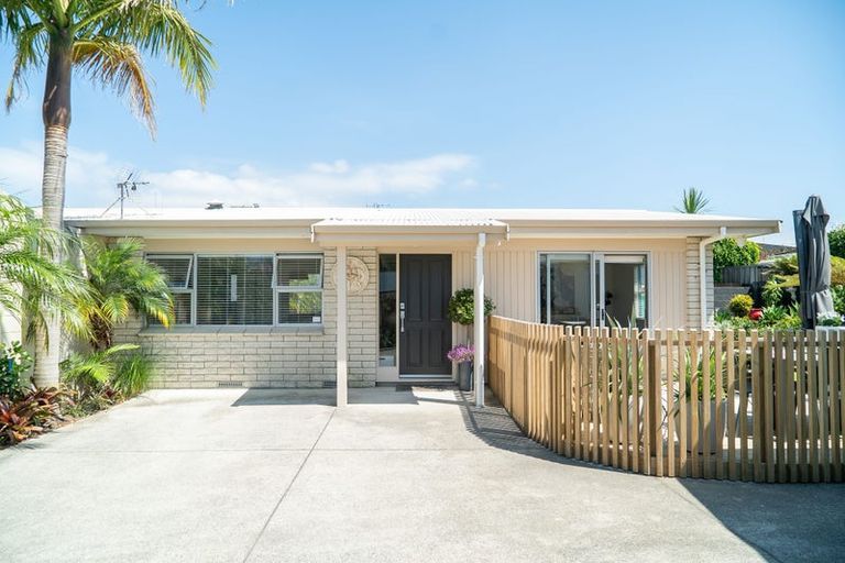 Photo of property in 8 Linklater Avenue, Bellevue, Tauranga, 3110
