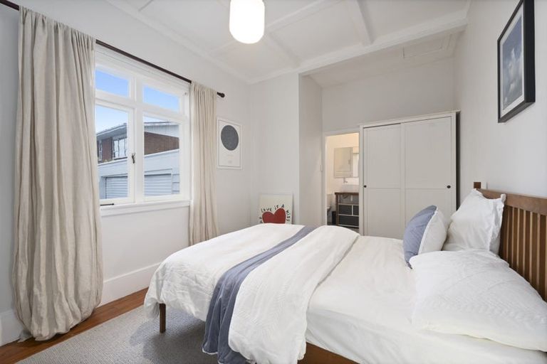 Photo of property in 13 Elcoat Avenue, Henderson, Auckland, 0612