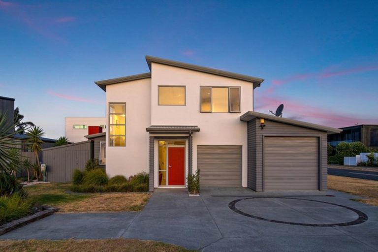 Photo of property in 9 Matariki Street, Omaha, Warkworth, 0986