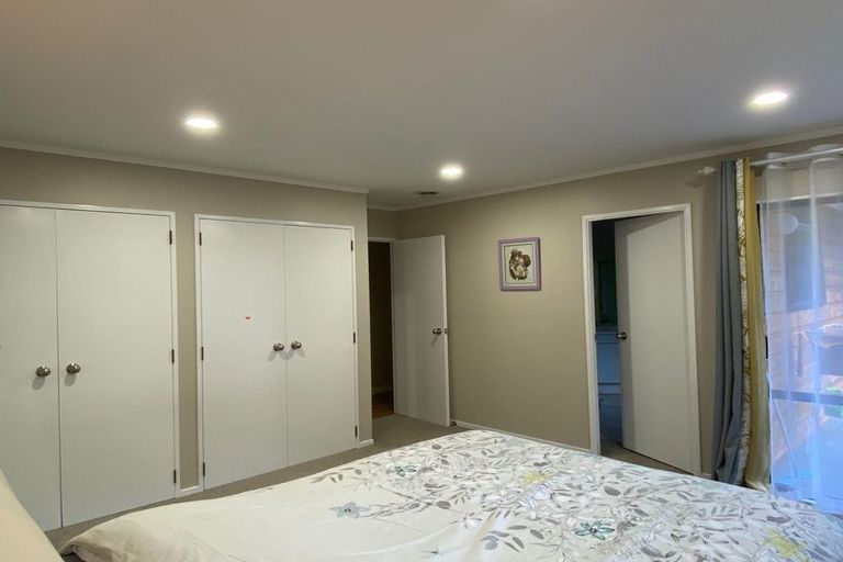 Photo of property in 18 Konini Road, Titirangi, Auckland, 0604