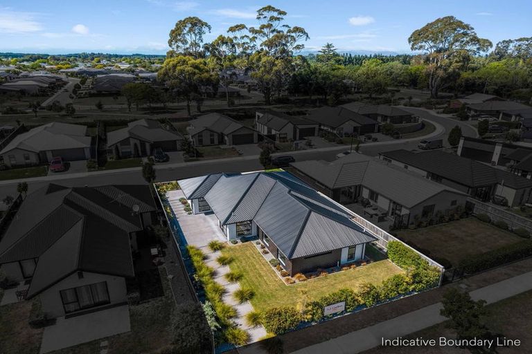 Photo of property in 14 John Raven Lane, Woodend, 7610