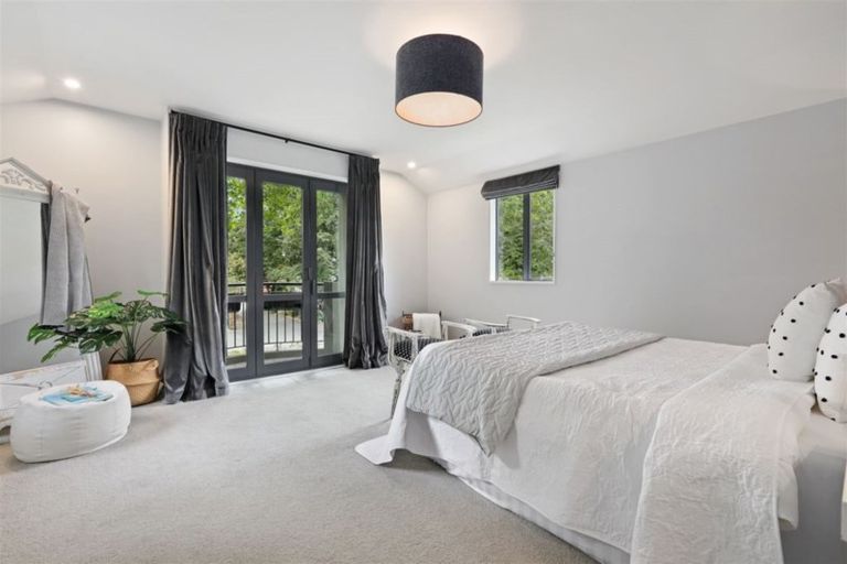 Photo of property in 13 Thorrington Road, Cashmere, Christchurch, 8022