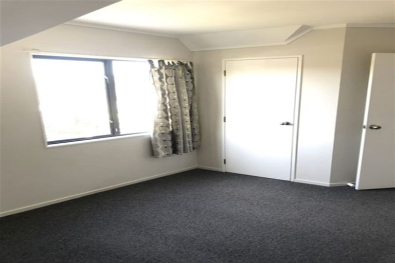 Photo of property in 15a Brocas Avenue, Hillcrest, Hamilton, 3216