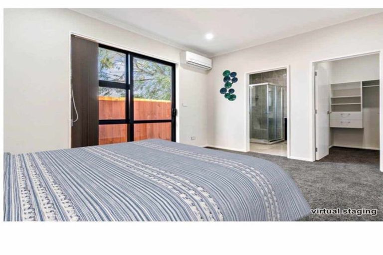 Photo of property in 96a Beaumonts Way, Manurewa, Auckland, 2102