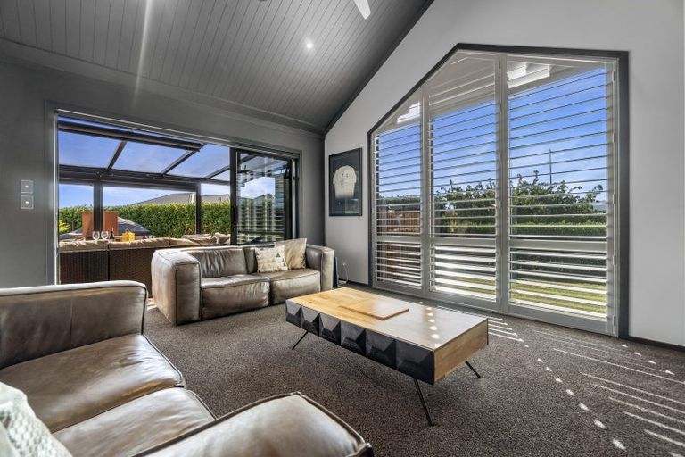 Photo of property in 71 Alan Livingston Drive, Cambridge, 3434