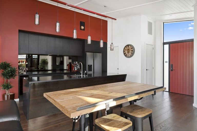 Photo of property in 5 Maunganamu Drive, Wharewaka, Taupo, 3330