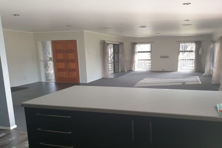 Photo of property in 86 Racecourse Road, Waiuku, 2123