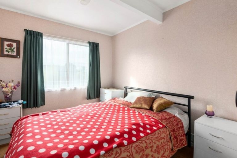 Photo of property in 6 Blomfield Street, Pukehangi, Rotorua, 3015