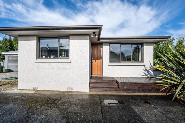 Photo of property in 30 Kent Street, Riversdale, 9776