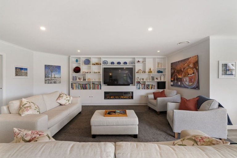 Photo of property in 24 Ethereal Crescent, Mount Pisa, Cromwell, 9383