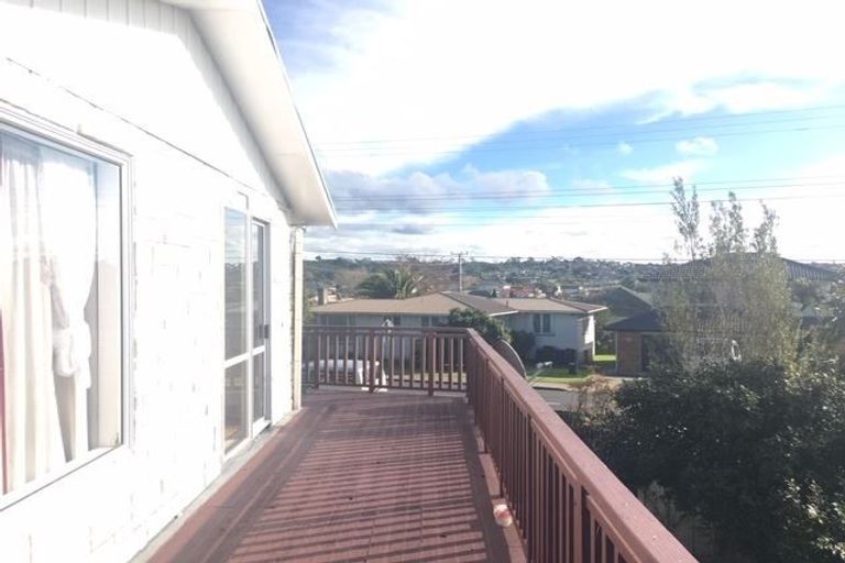 Photo of property in 1d Vanguard Road, Kelston, Auckland, 0602