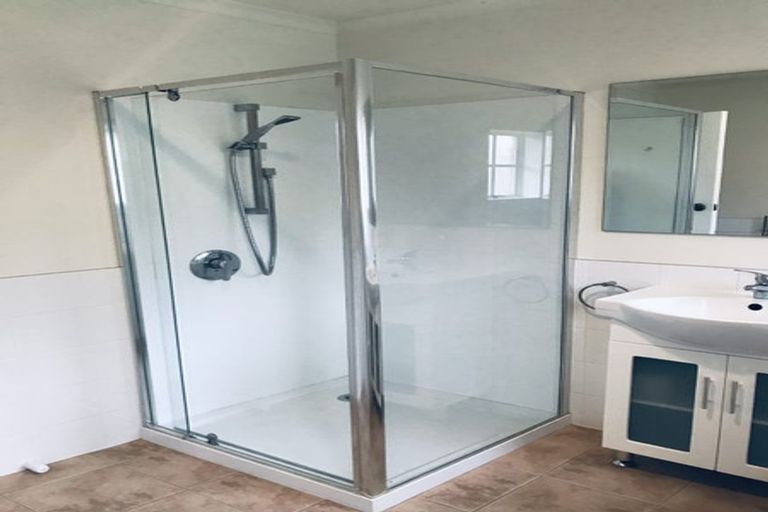 Photo of property in 14 Papawai Road, Greytown, 5712