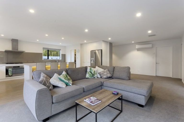 Photo of property in 10 Highfield Lane, Rangiora, 7400