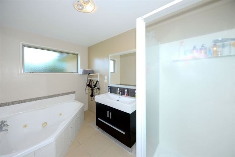 Photo of property in 36 Scruttons Road, Hillsborough, Christchurch, 8022