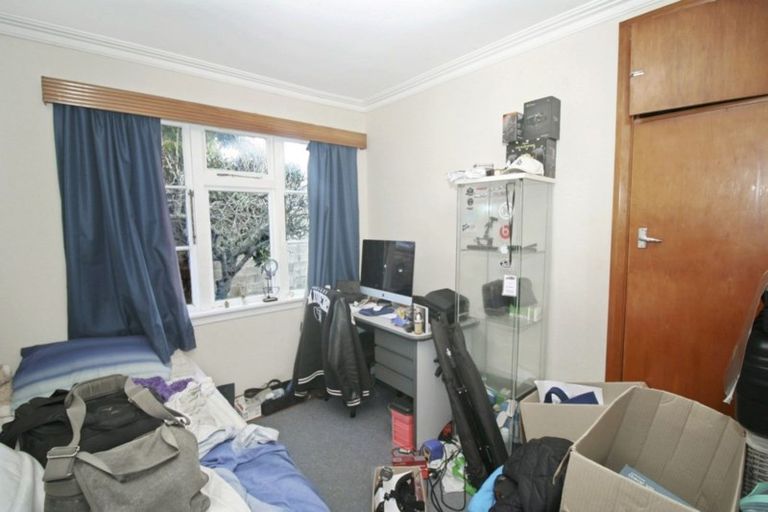 Photo of property in 51a Omata Road, Marfell, New Plymouth, 4310