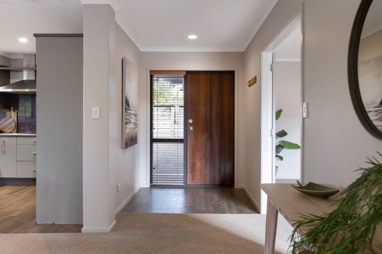 Photo of property in 8 Highlander Place, Welcome Bay, Tauranga, 3112