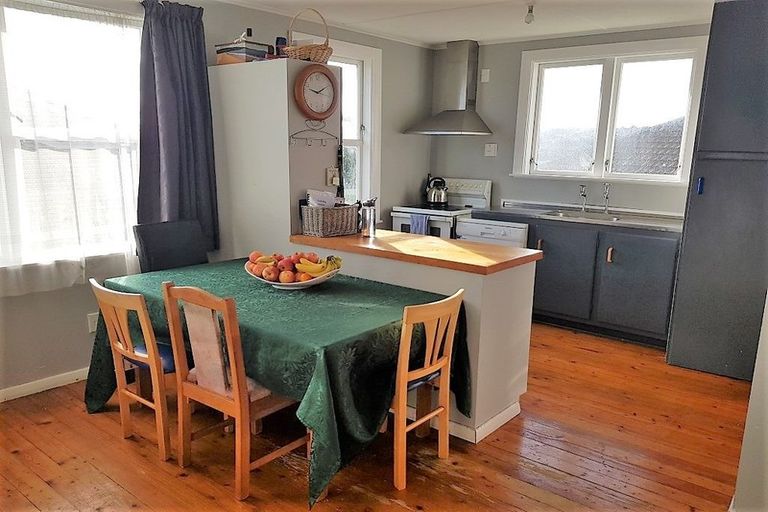 Photo of property in 75 Matatiro Street, Titahi Bay, Porirua, 5022