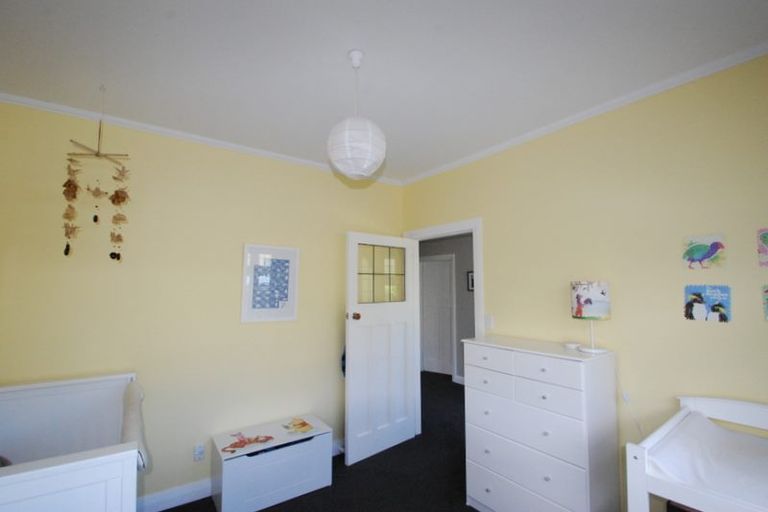 Photo of property in 82 Nottingham Street, Karori, Wellington, 6012