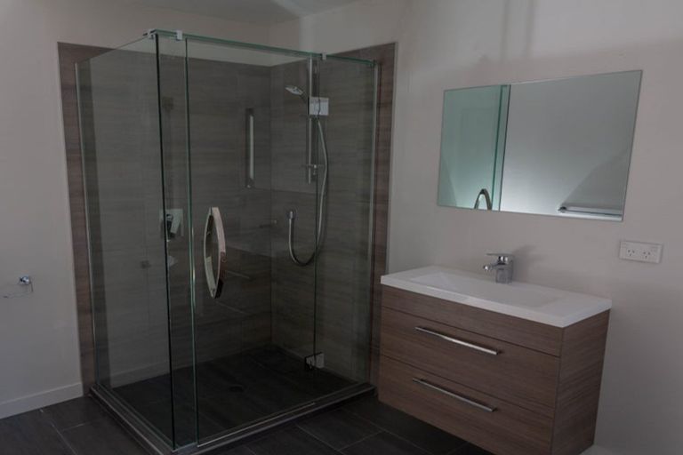 Photo of property in 102 Emerald Hill Drive, Birchville, Upper Hutt, 5018