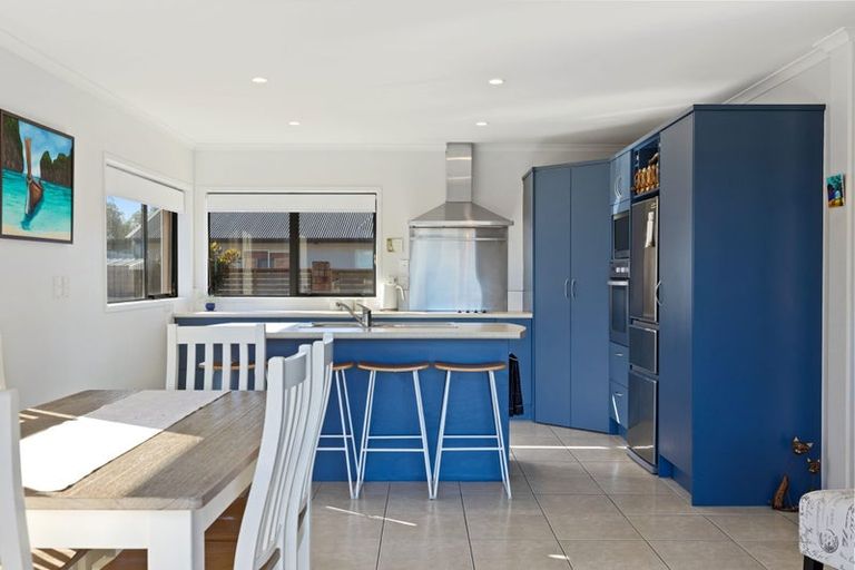 Photo of property in 27 Sarah Place, Papamoa Beach, Papamoa, 3118