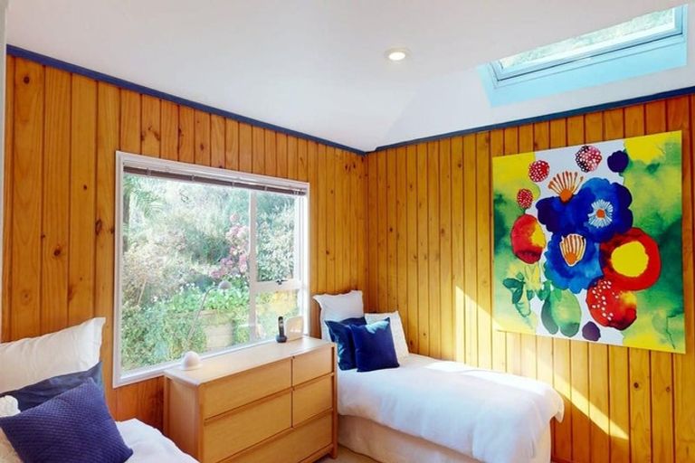 Photo of property in 37 Tyndall Street, Waiwhetu, Lower Hutt, 5010