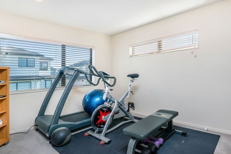 Photo of property in 9 Springcrest Drive, Karaka, Papakura, 2113