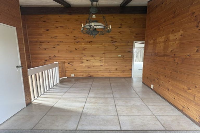 Photo of property in 20 Widmore Drive, Massey, Auckland, 0614