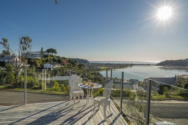 Photo of property in 1 Pine Grove, Tairua, 3508