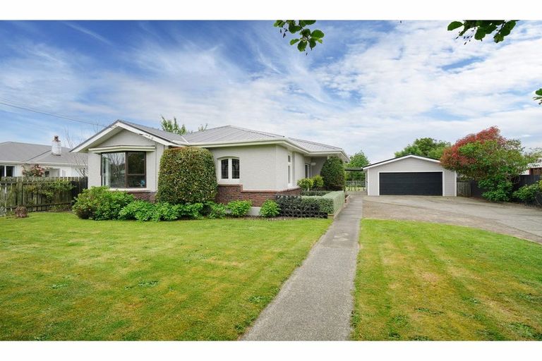 Photo of property in 12 Moa Street, Waikiwi, Invercargill, 9810