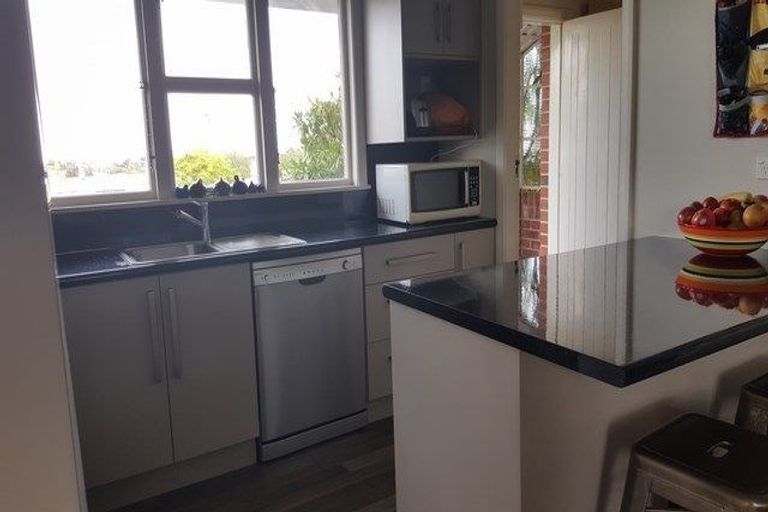 Photo of property in 28 Kauri Street, Highfield, Timaru, 7910